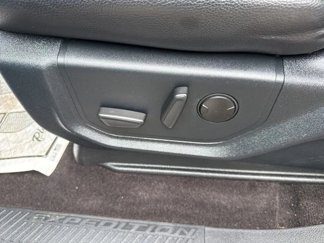 Used 2021 Blue Ford XLT image 31