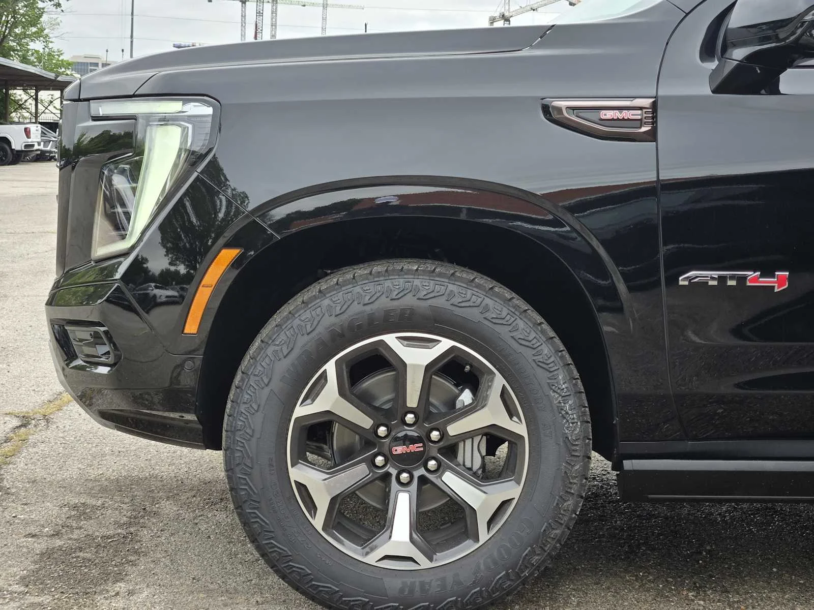 2026 GMC Yukon XL AT4 Ultimate - Photo 6