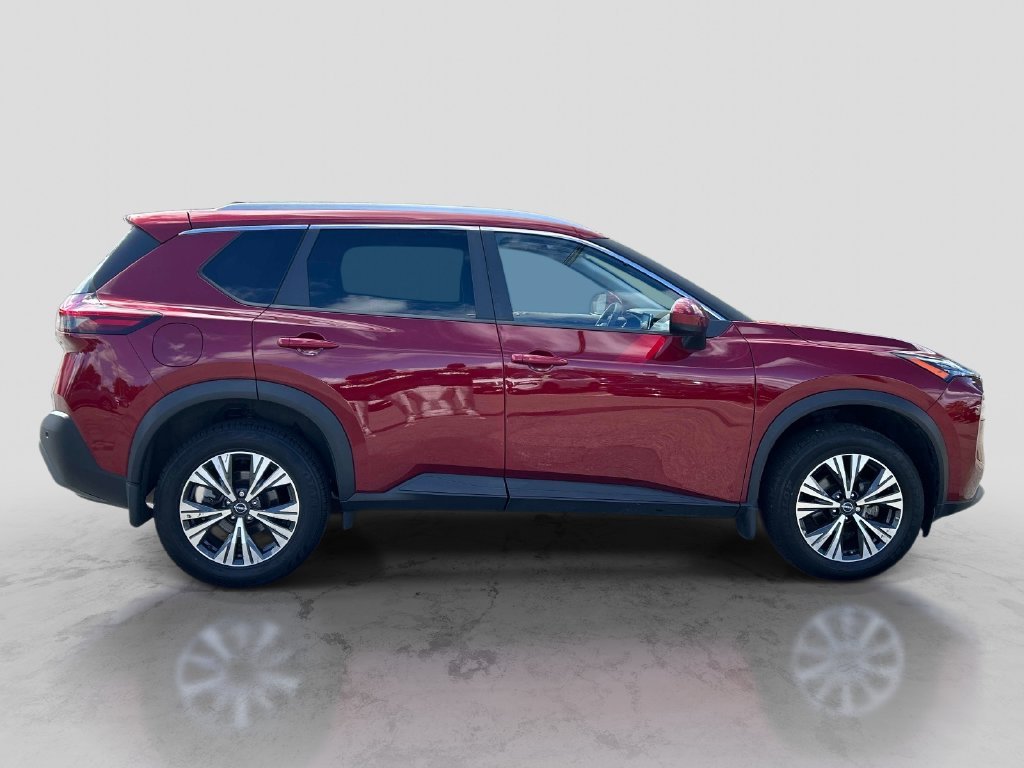 Used 2023 Red Nissan SV image 6
