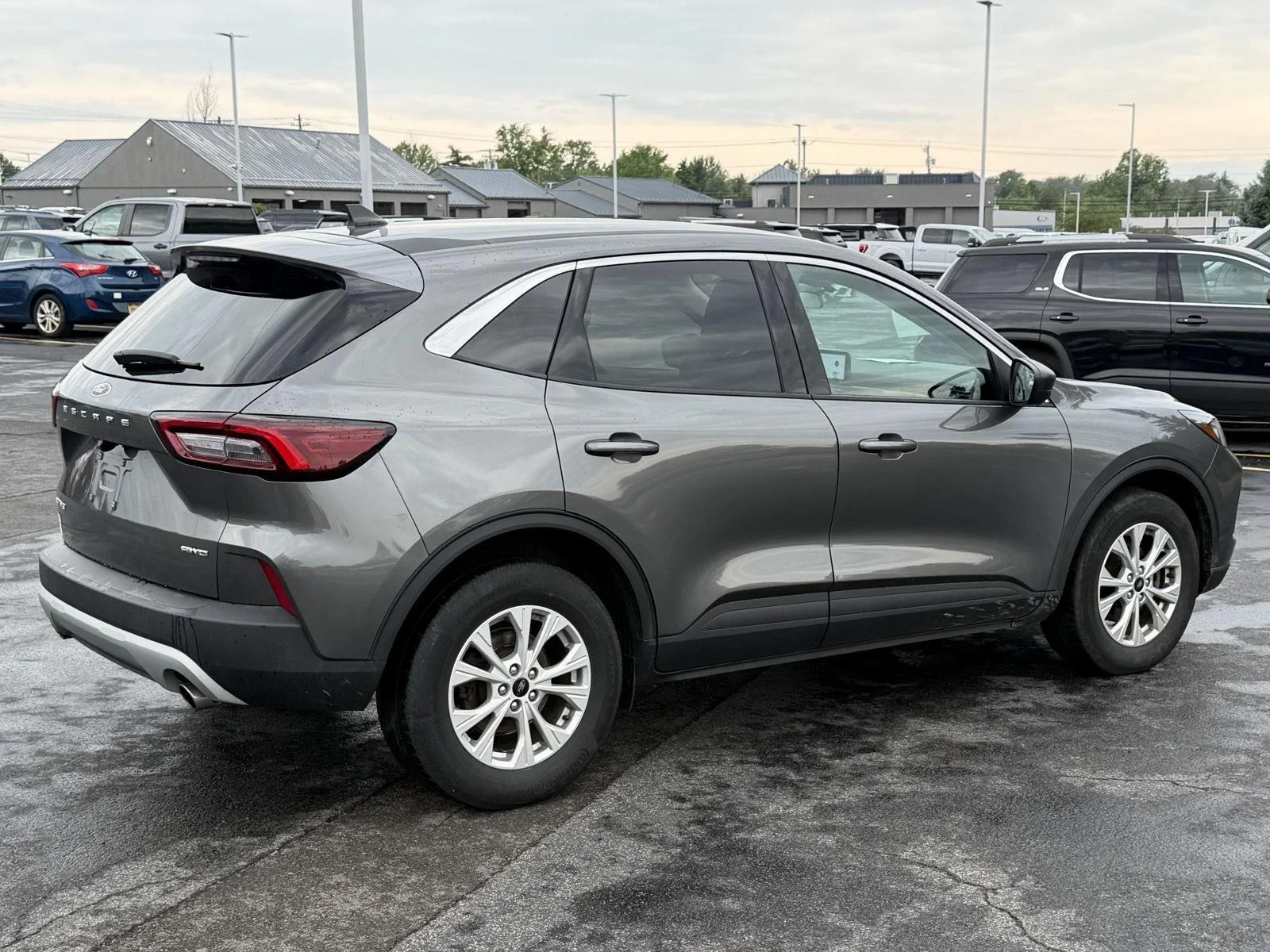 Used 2023 Carbonized Gray Metallic Ford Active image 4