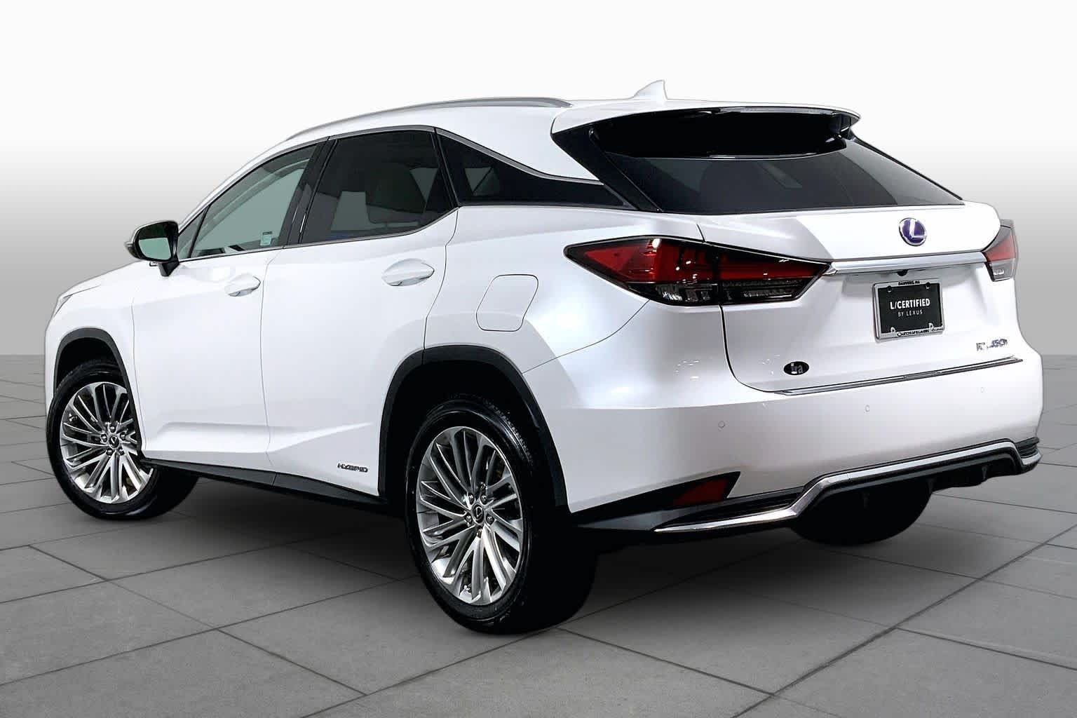 Certified Used 2021 Eminent White Pearl Lexus  image 12