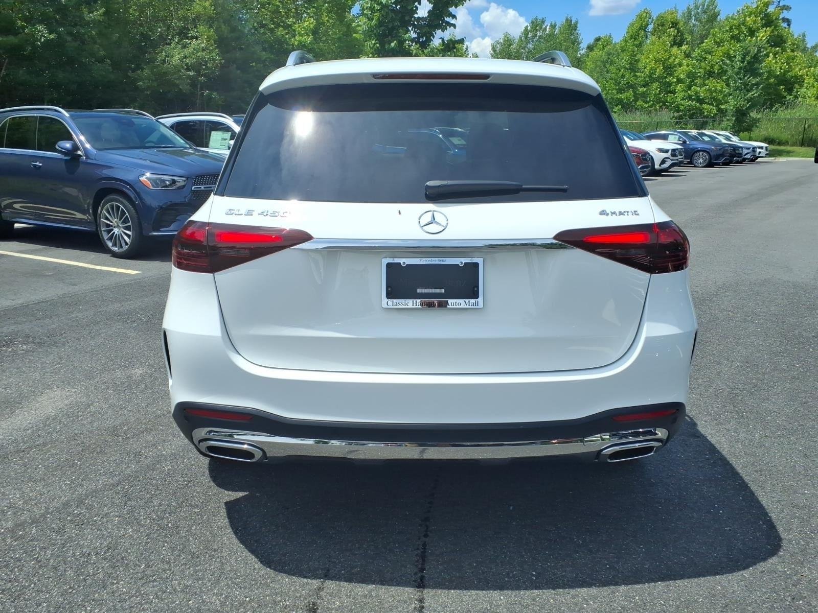 New 2026 MANUFAKTUR Moonlight White Metallic Mercedes-Benz GLE 450 image 7