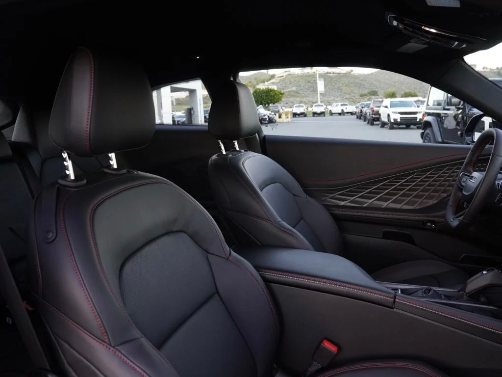 New 2026 Diamond Black Crystal Pearlcoat Dodge Scat Pack image 22