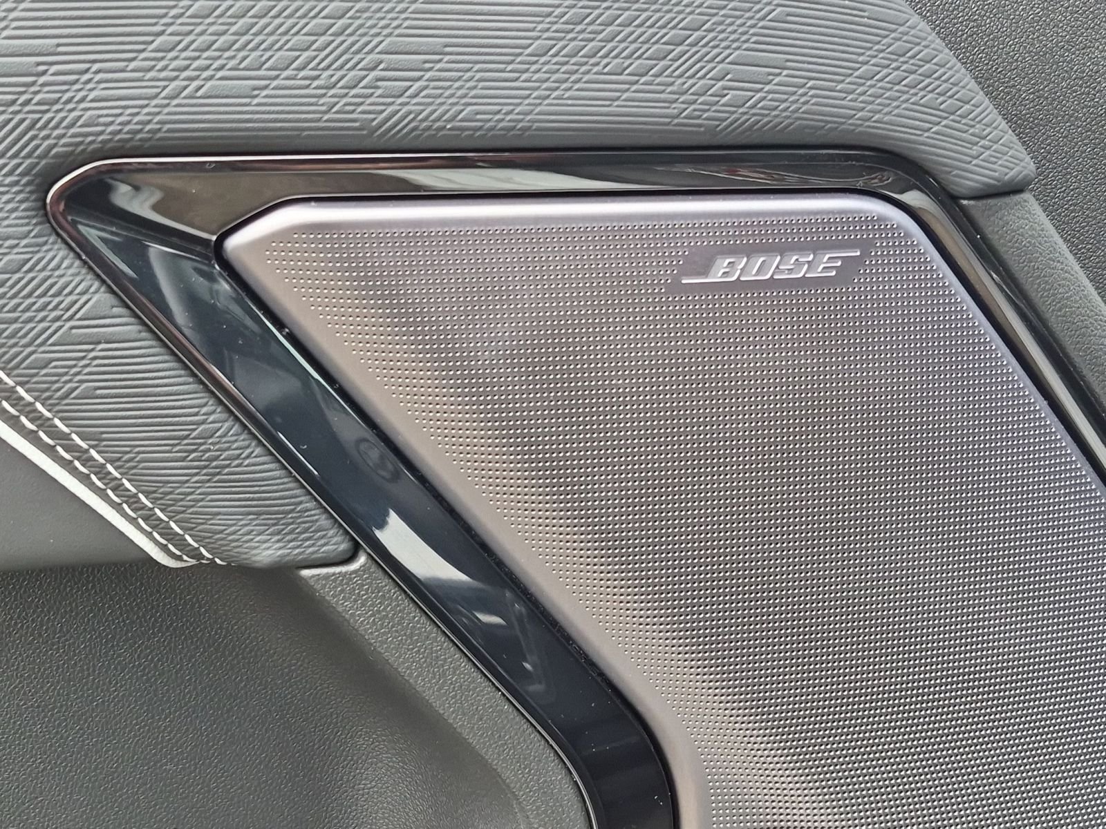 2026 GMC Sierra 1500 AT4X - Photo 24