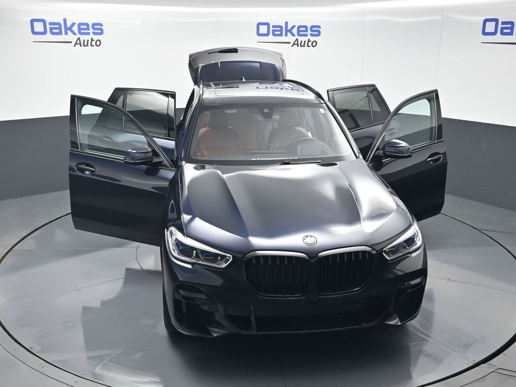 Used 2022 Carbon Black Metallic BMW M50i image 59