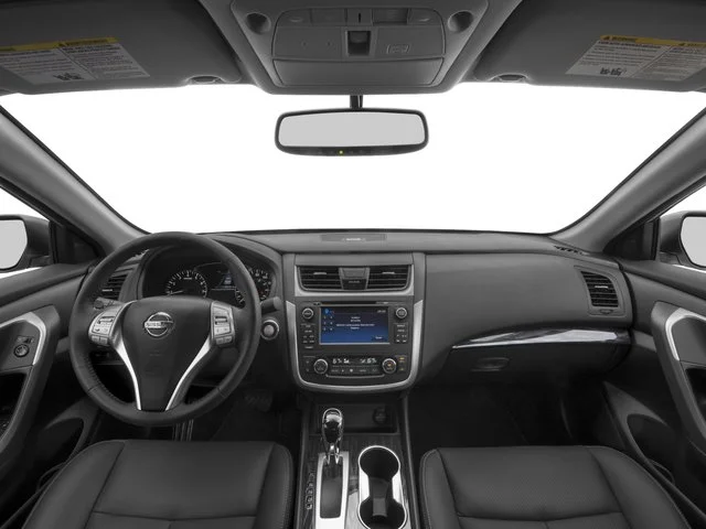 Used 2016 Super Black Nissan 2.5 SL image 5