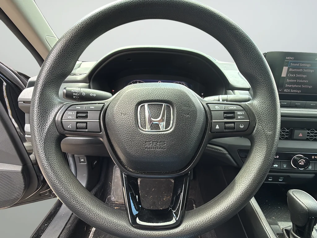 Used 2024  Honda LX image 20