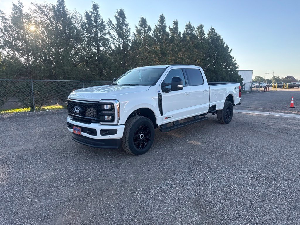 New 2027 White Ford Lariat image 2