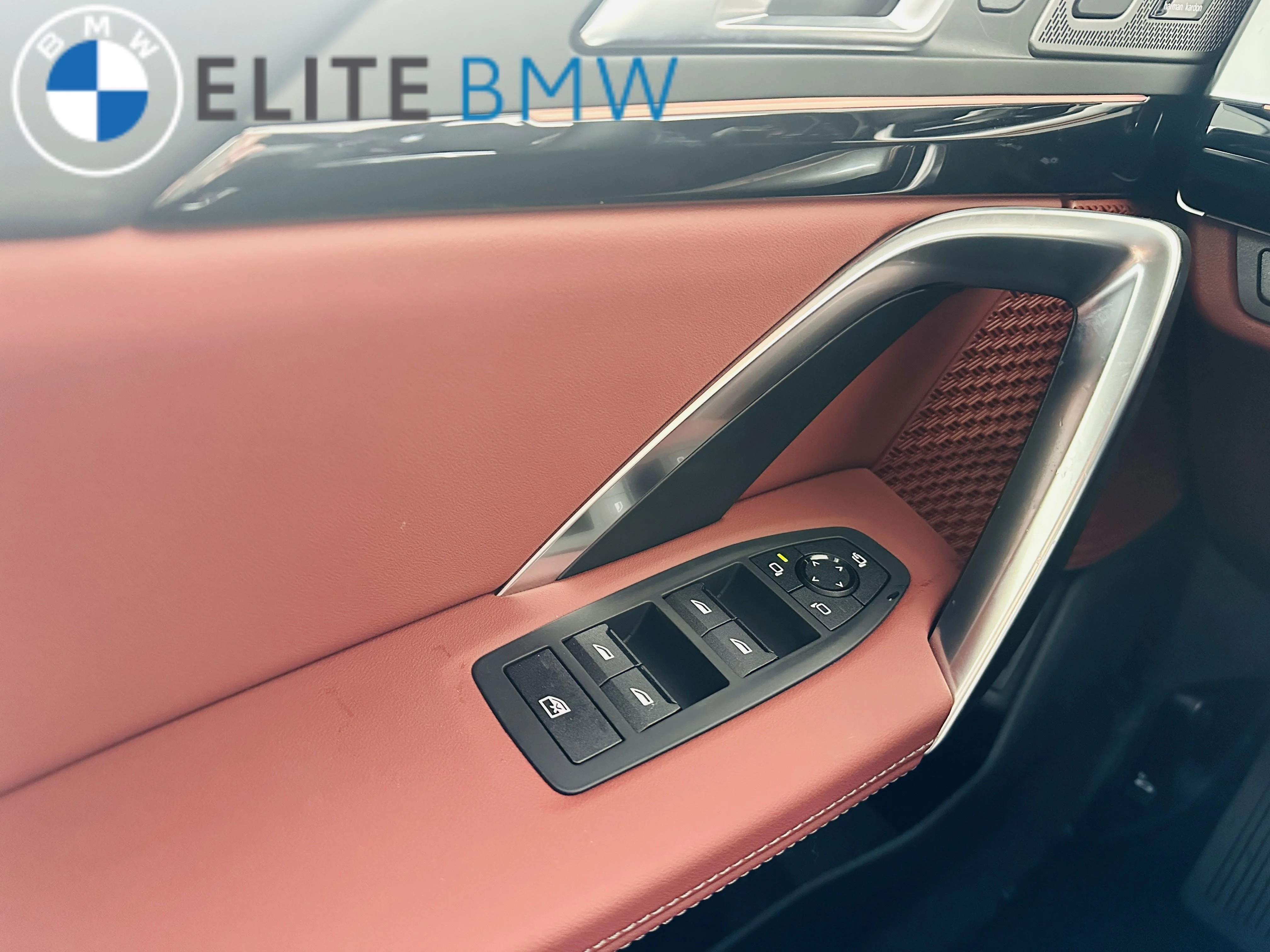 Used 2026 Alpine White Non-Metallic BMW xDrive28i image 14