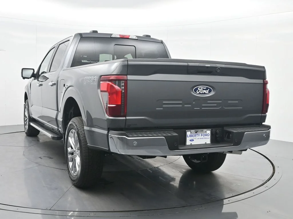 New 2026 Carbonized Gray Metallic Ford XLT image 9