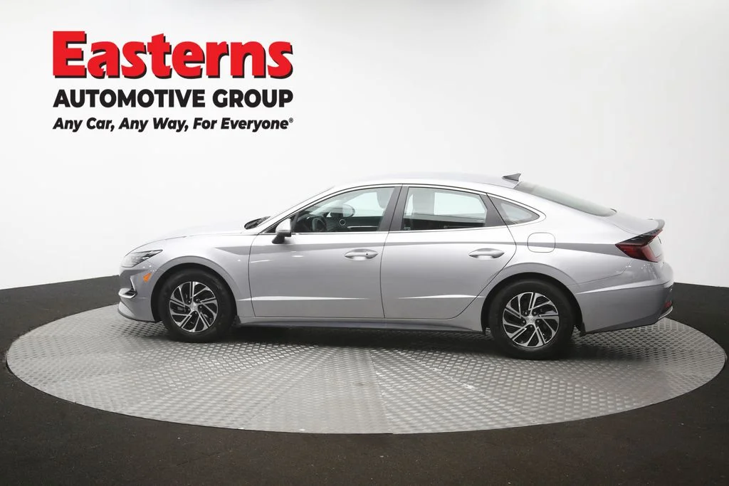 Used 2023 Silver Hyundai Blue image 63