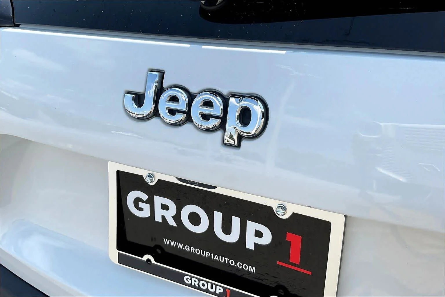 Used 2020 Bright White Clearcoat Jeep Limited image 29