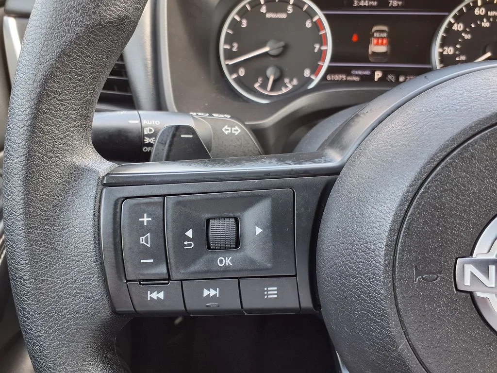 Used 2024 White Nissan SV image 28