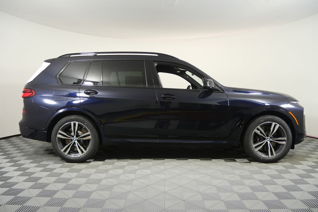 2026 Bmw X7 M60i photo 2