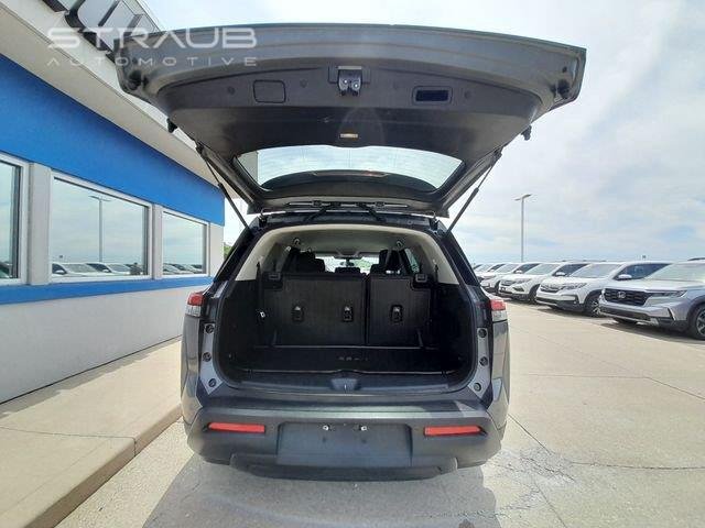Used 2022 Gun Metallic Nissan SV image 57
