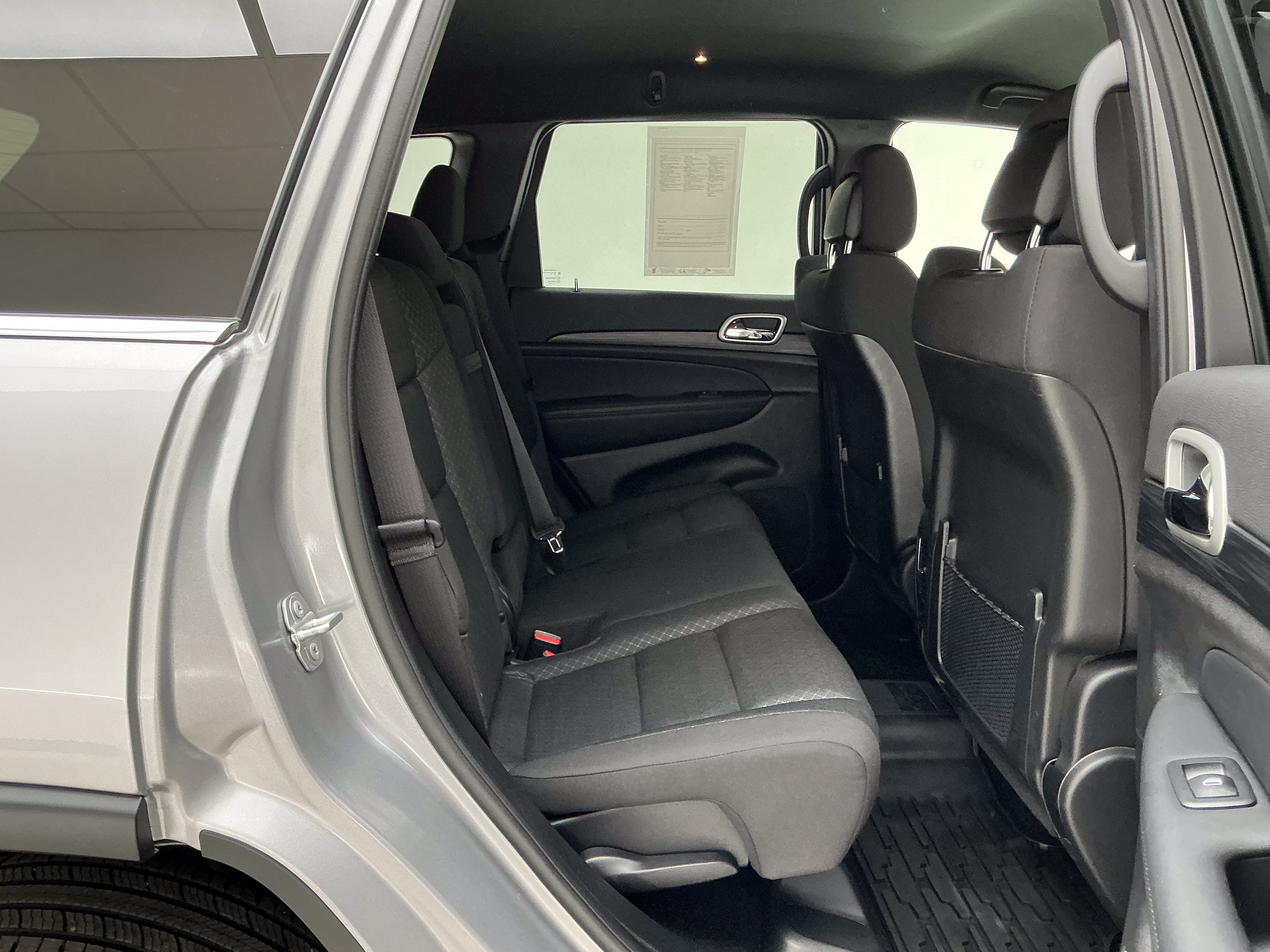 Used 2021 Billet Silver Metallic Clearcoat Jeep Laredo E image 21