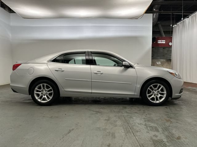 Used 2013 SILVER ICE METALLIC Chevrolet LT image 11