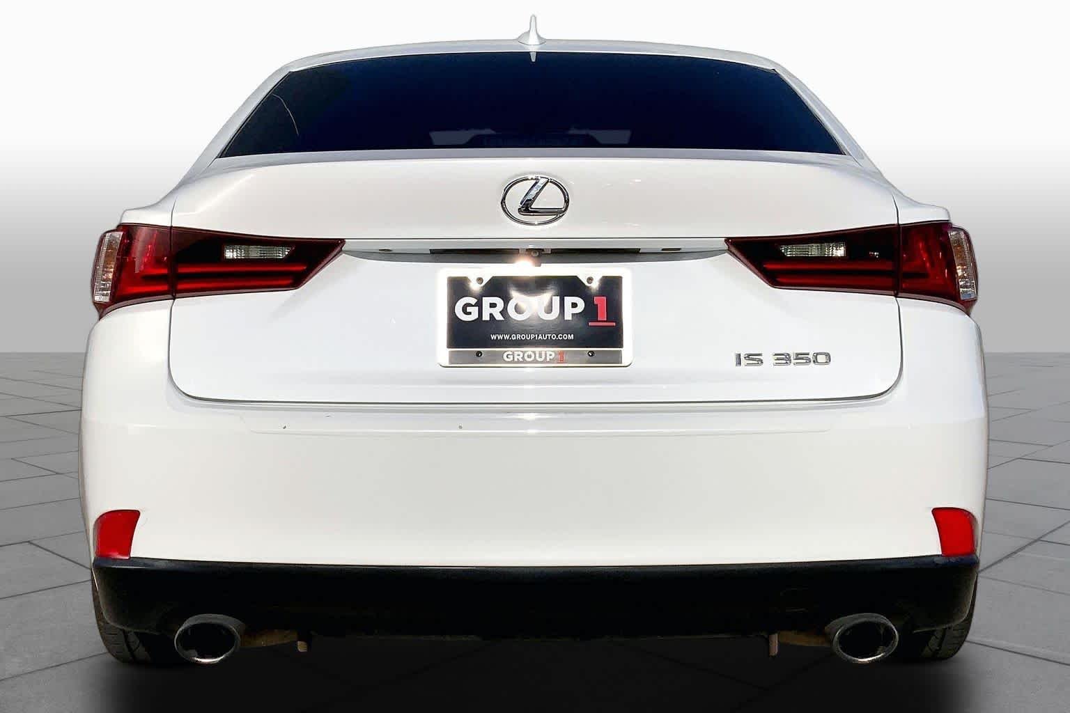 Used 2014 Ultra White Lexus  image 4