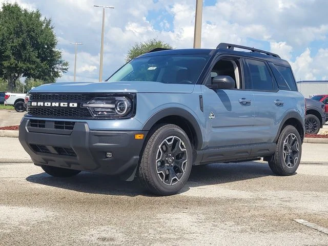 New 2026 Azure Gray Metallic Ford Outer Banks image 31