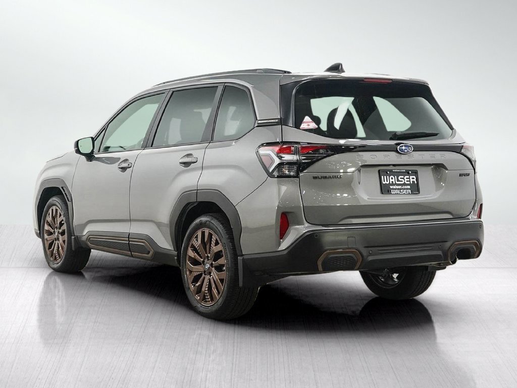 Used 2025 River Rock Pearl Subaru Sport image 3