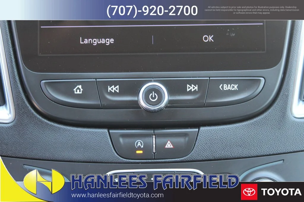 Used 2020 White Chevrolet LT image 23