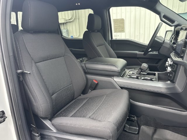 New 2026 Oxford White Ford XLT image 28