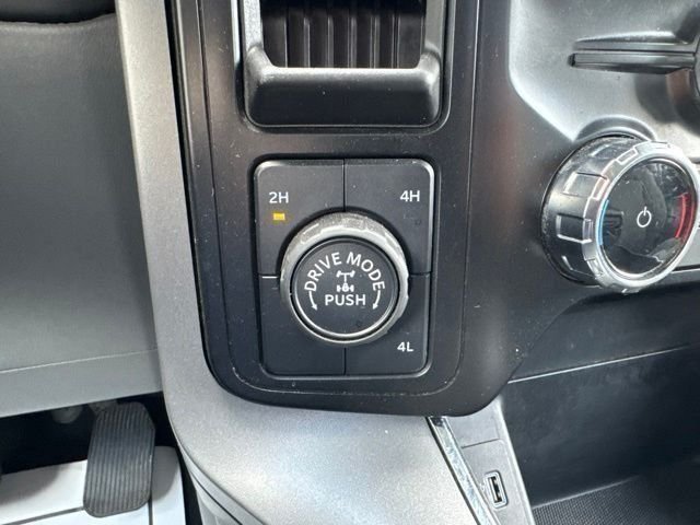 Used 2024 White Ford XLT image 29