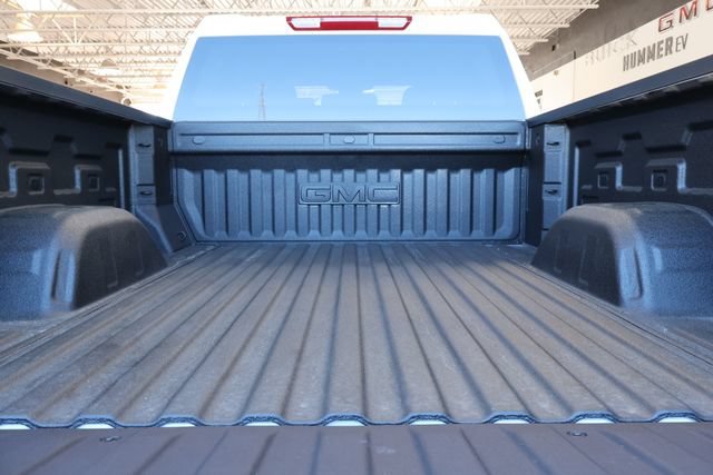 New 2026 Summit White GMC SLE image 20
