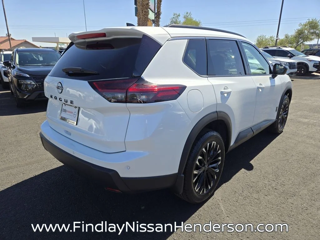 New 2026 Everest White Pearl TriCoat Nissan Dark Armor™ image 7