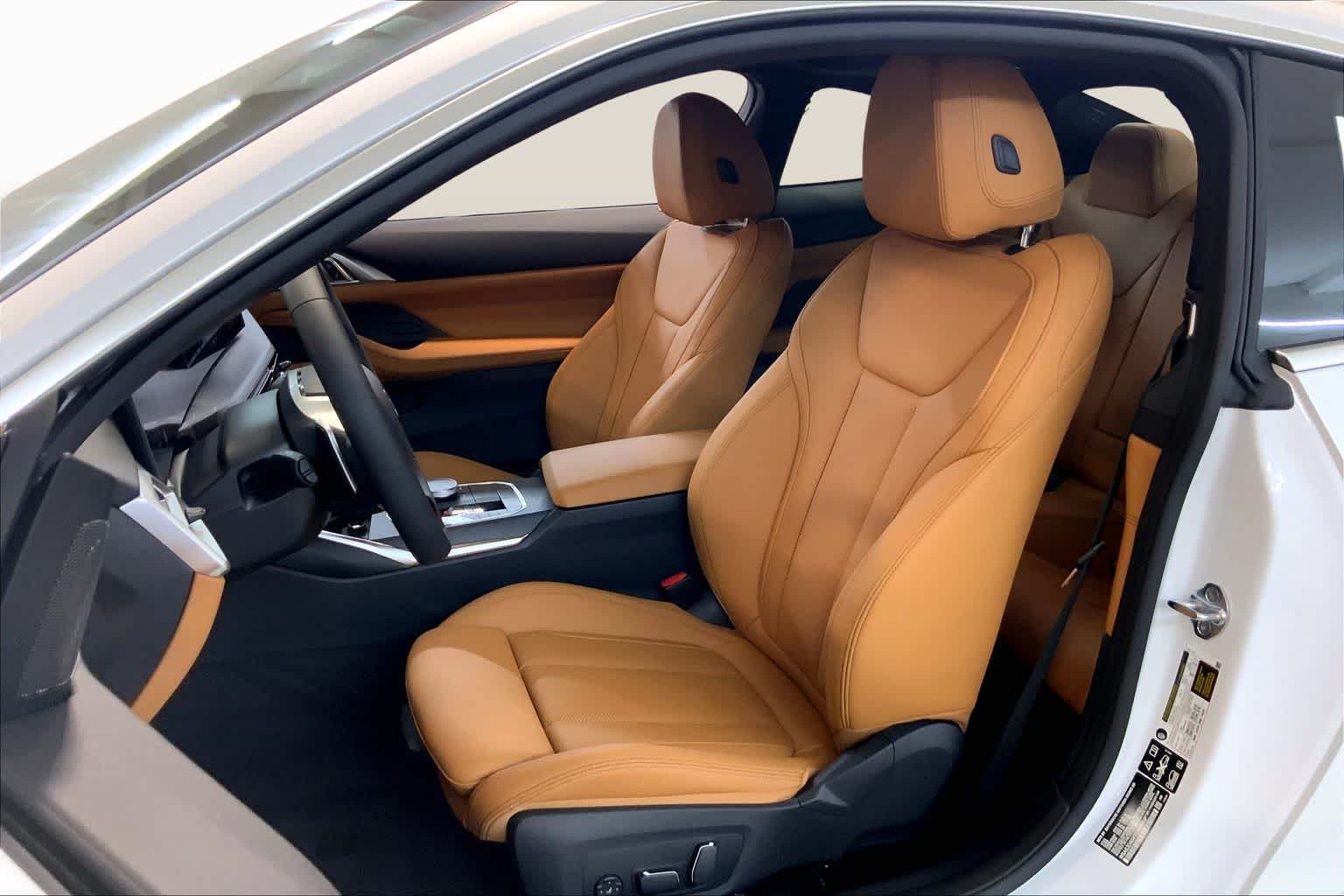 2026 BMW 4 Series 430i - Photo 9