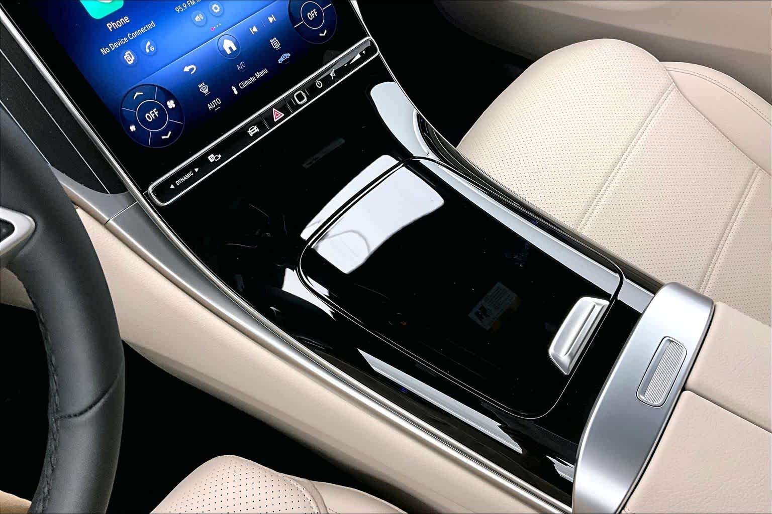 New 2026 Verde Silver Metallic Mercedes-Benz GLC 300 image 17