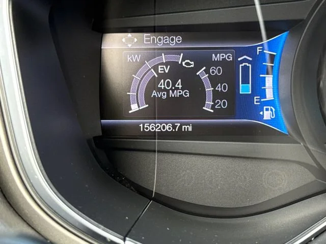 Used 2013 White Platinum Clearcoat Metallic Ford SE Hybrid image 13