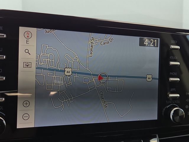 Used 2022 Gray Toyota Platinum image 10
