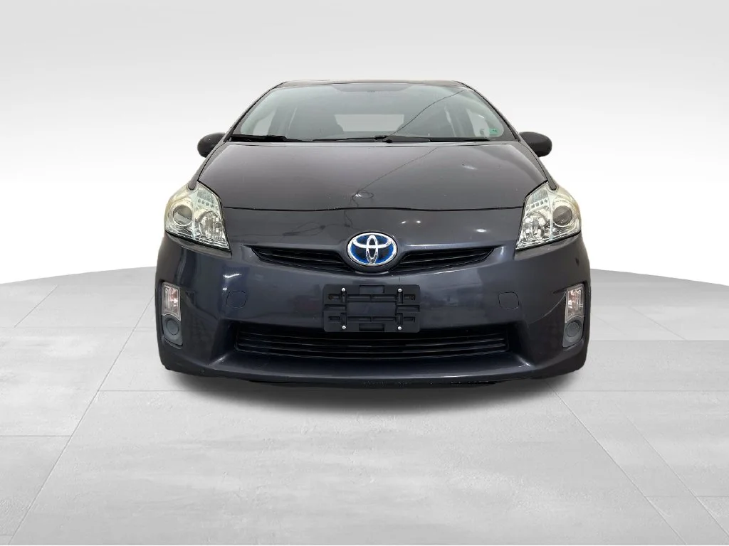 Used 2010 Blue Toyota  image 9
