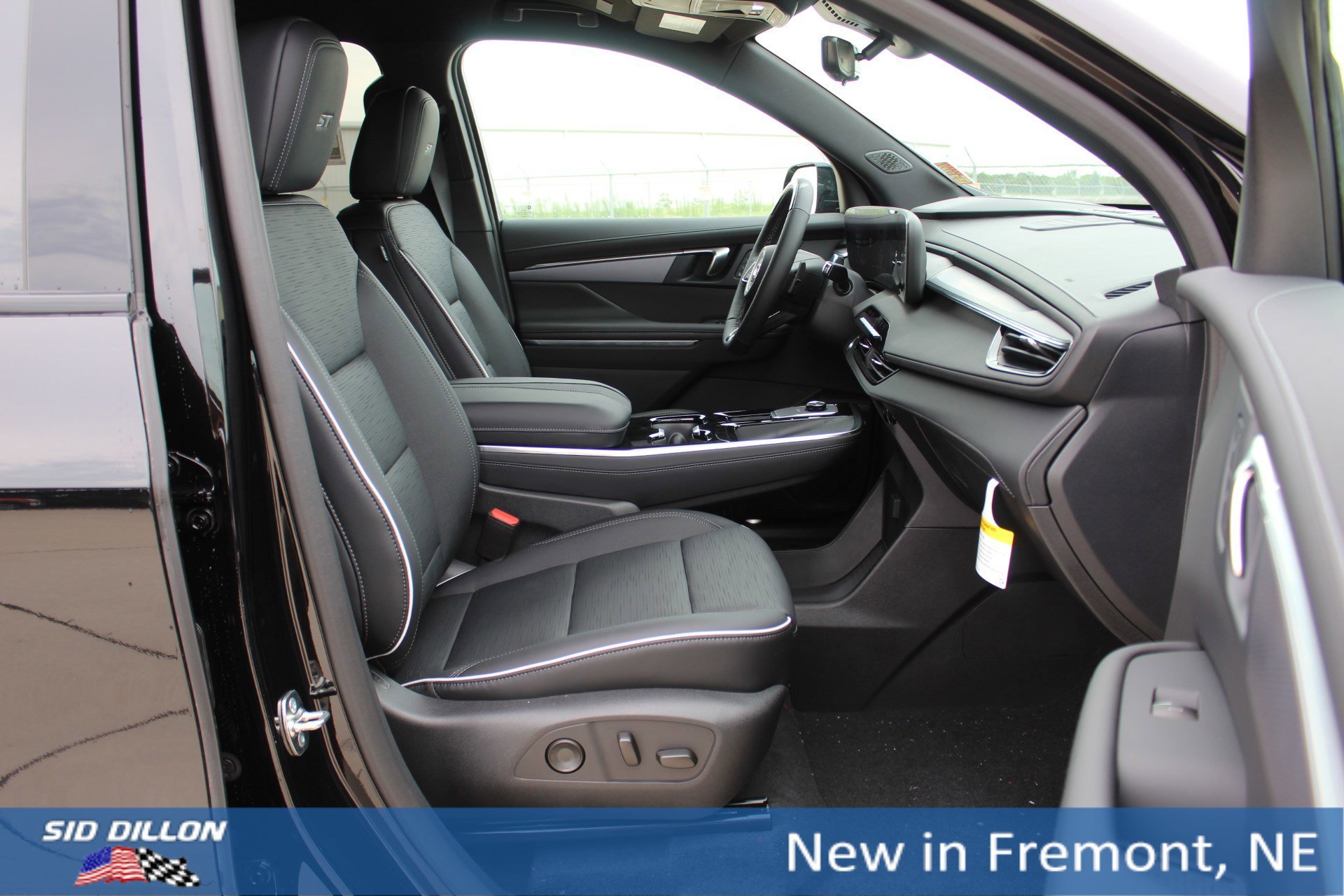 2026 Buick Enclave Sport Touring - Photo 10