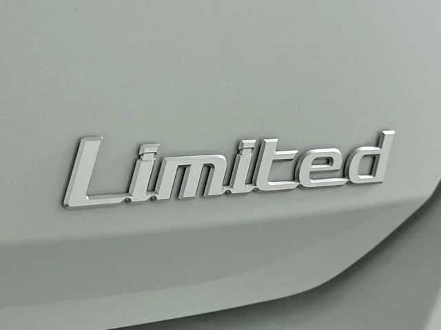New 2026 Hyundai ELANTRA Limited