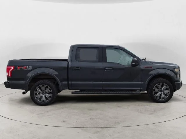 Used 2016 Gray Ford XLT image 4