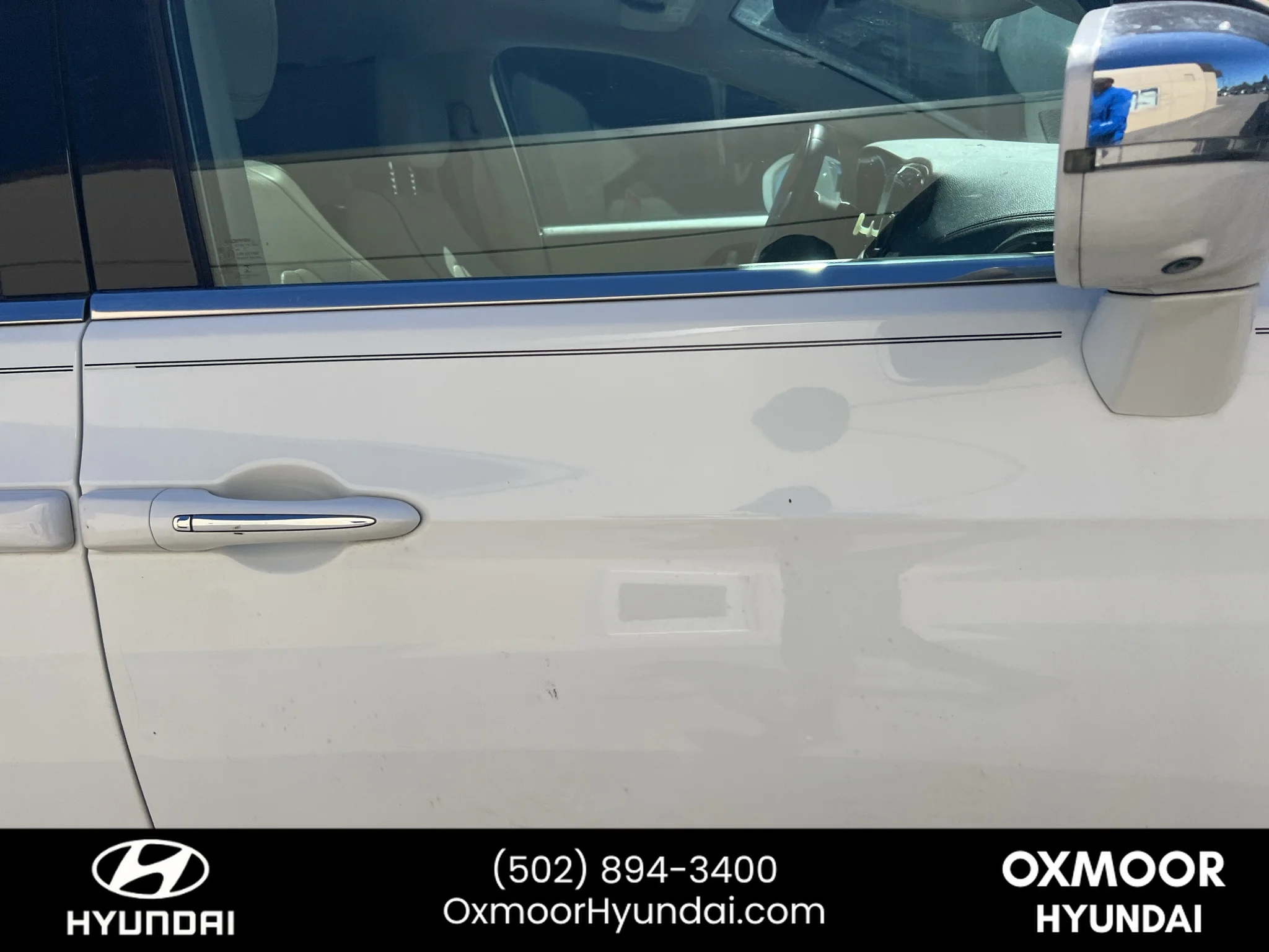 Used 2017 Bright White Clearcoat Chrysler Limited image 13