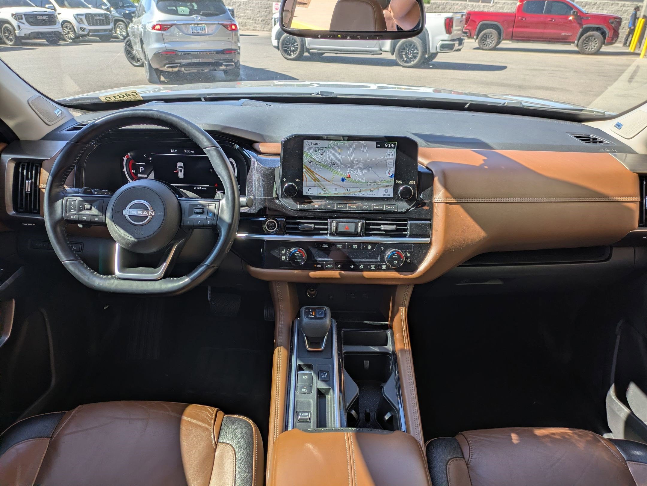 Used 2022 Gray Nissan Platinum 2WD image 28