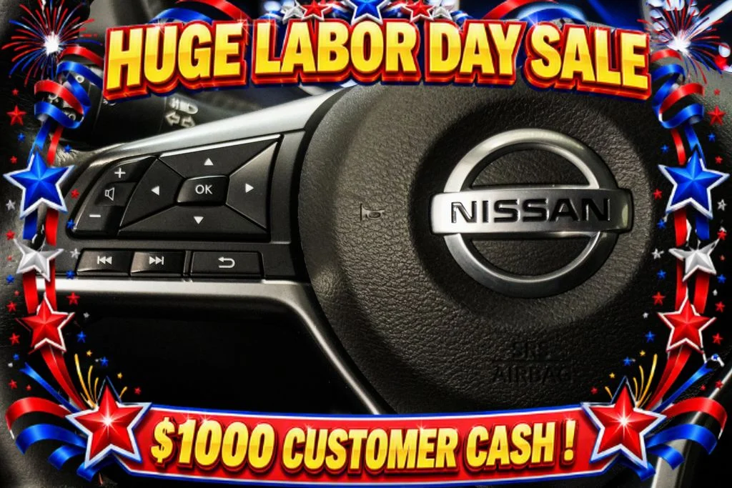 Used 2022 White Nissan SR image 14