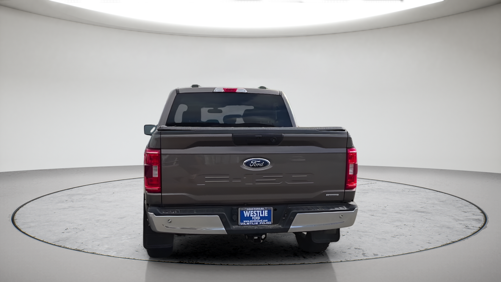 Used 2021 Stone Gray Metallic Ford XLT image 8