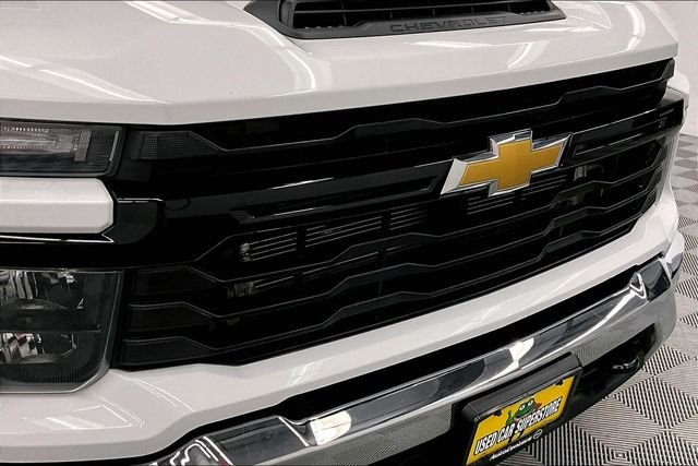 Used 2024 Summit White Chevrolet Work Truck image 28