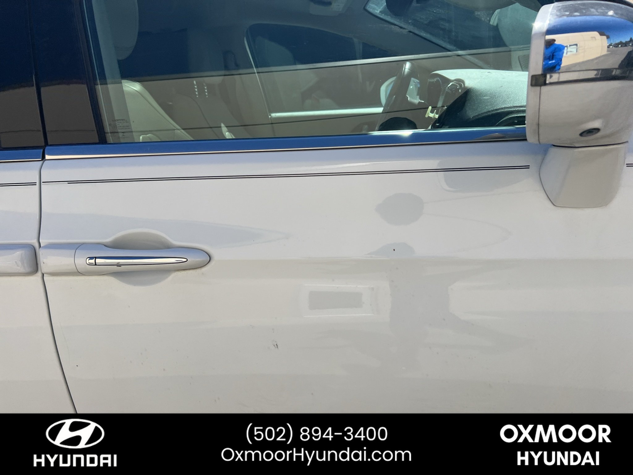 Used 2017 Bright White Clearcoat Chrysler Limited image 13