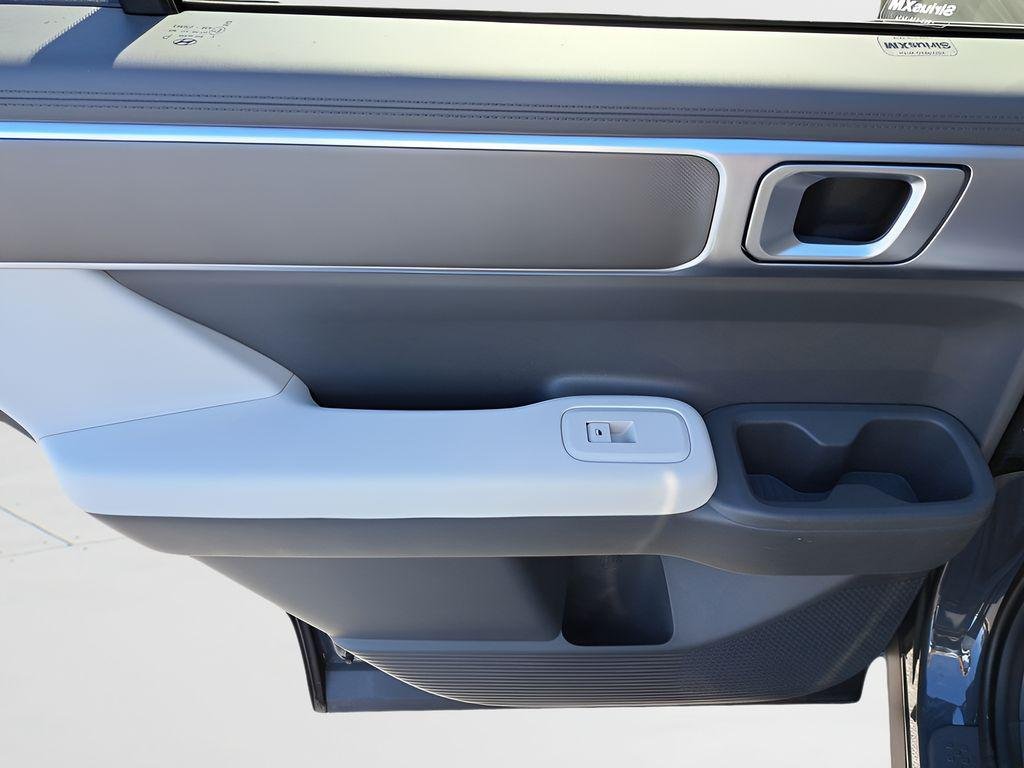 2026 Hyundai Santa Fe SE - Photo 8