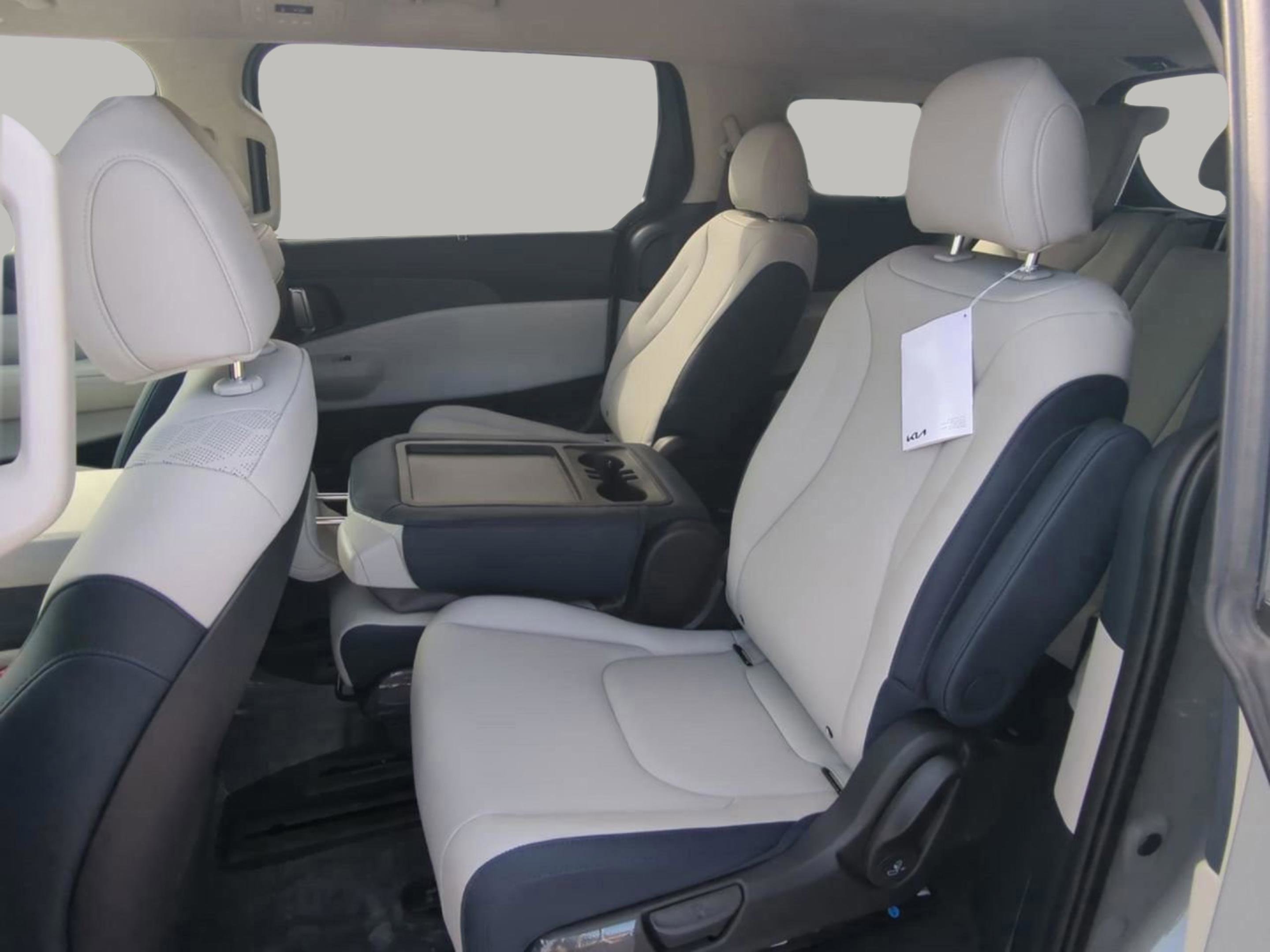 New 2026 Ivory Silver Kia EX image 18