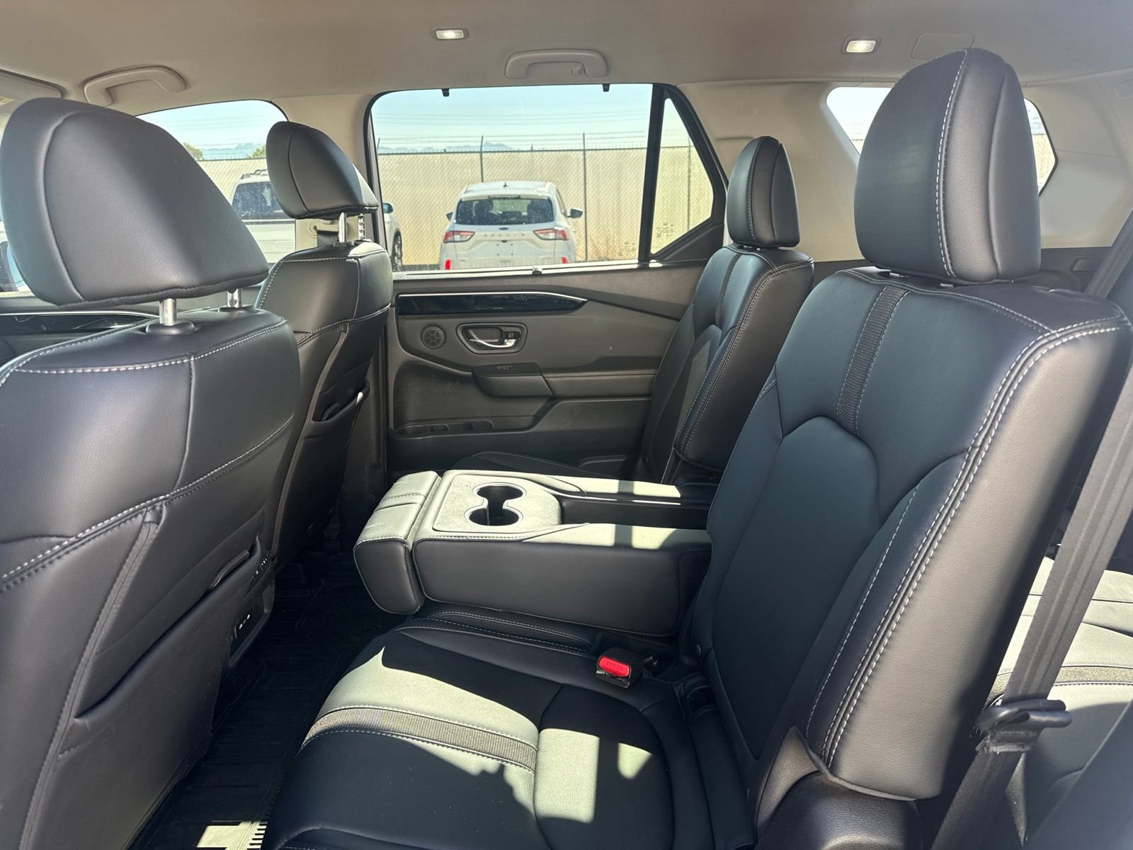 2025 Honda Pilot EX-L - Photo 13