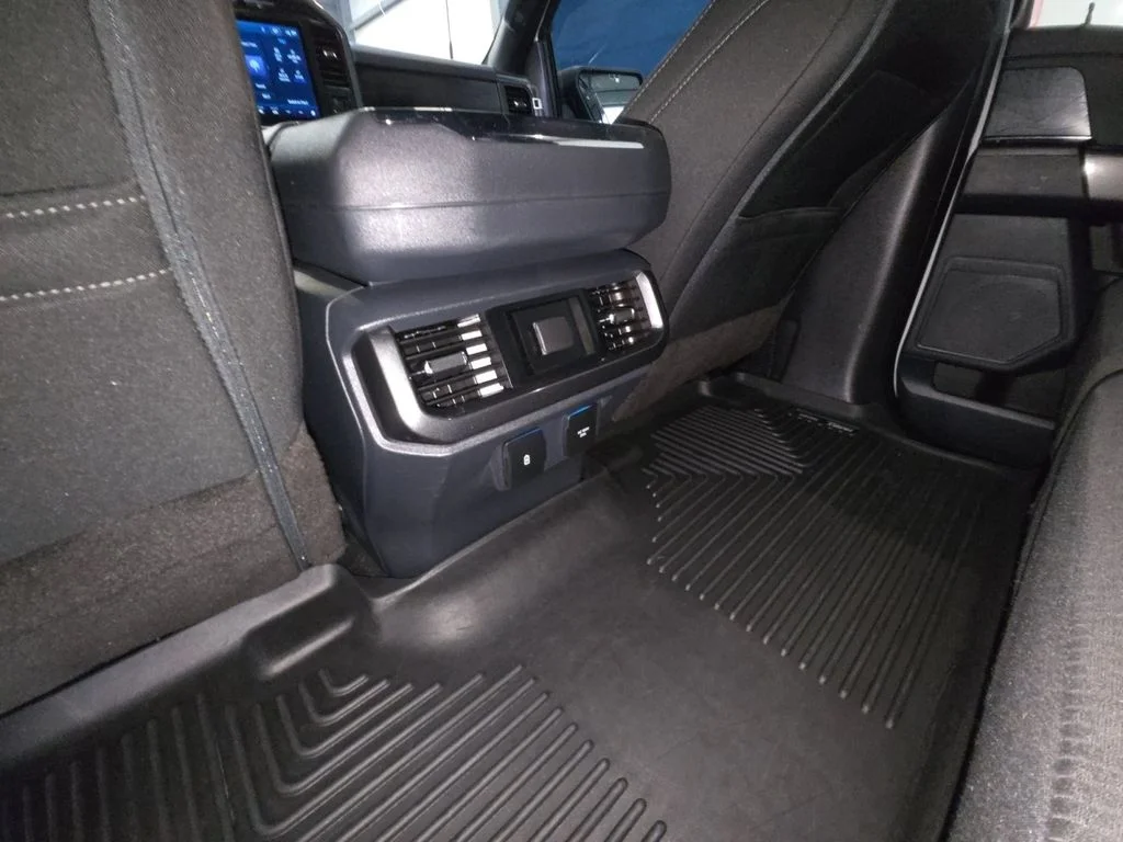 Used 2023 White Ford XLT image 28