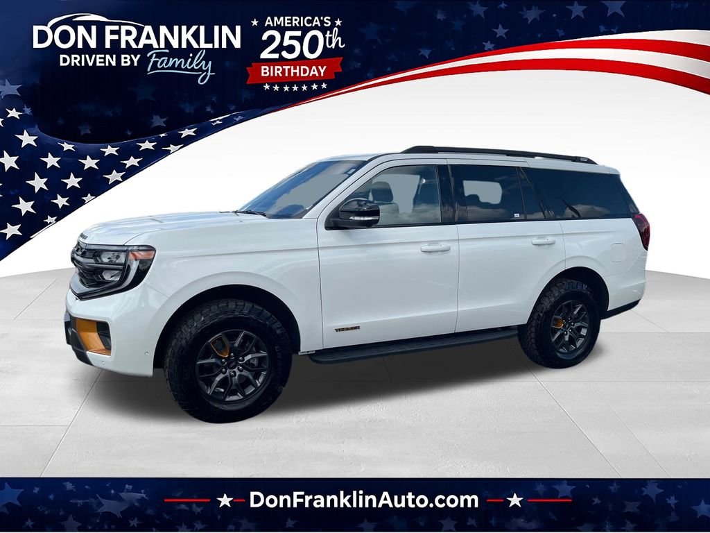 Used 2025 White Ford Tremor image 1
