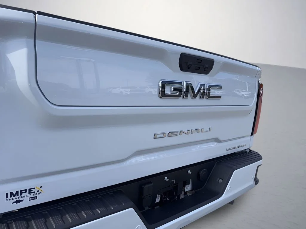 New 2026 Glacier White Tricoat GMC Denali Ultimate image 40