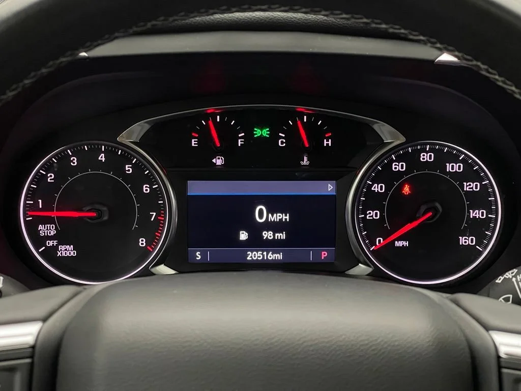 Used 2024 Summit White Chevrolet 3LT image 22